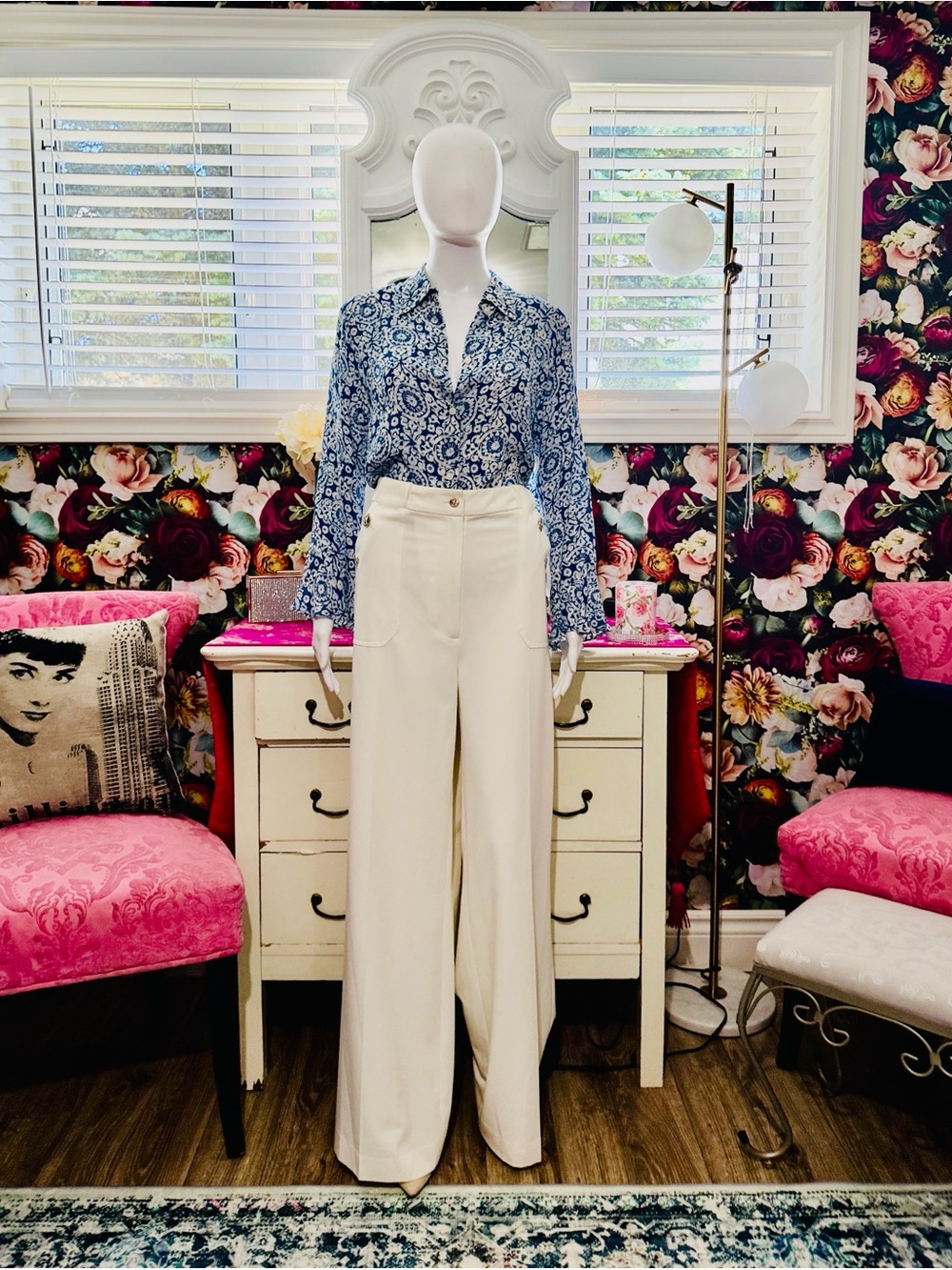 Tommy Hilfiger white high waisted wide-leg pants, with buttons on the side NWT